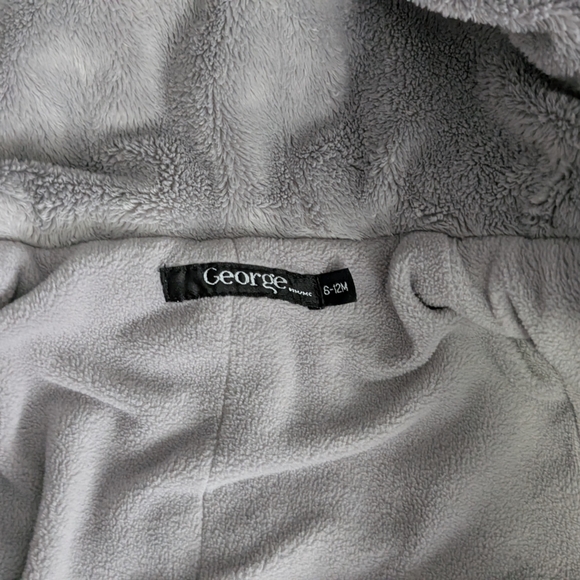 Cozy Bear Print Baby Snowsuit - Picture 6 of 9